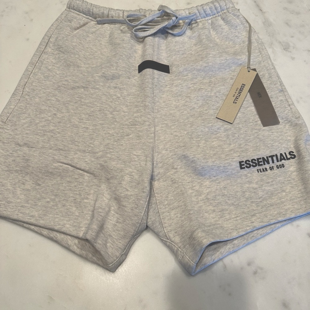 NWT Essentials Fear of God Small Light oatmeal